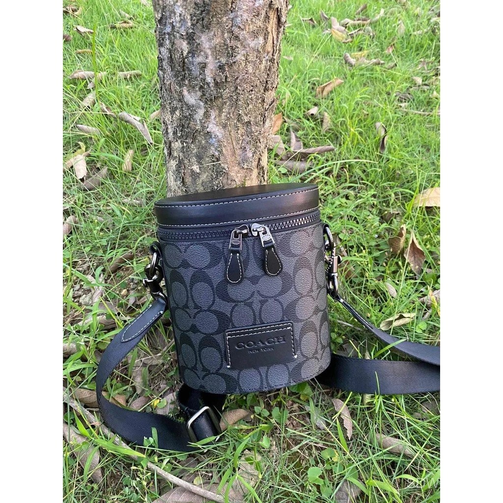 2022กระเป๋าผู้ชายสไตล์ใหม่ผู้ชายไหล่กระเป๋าMessenger Barrel Mini Bucket Bag Fortune Bucketกระเป๋าโทร