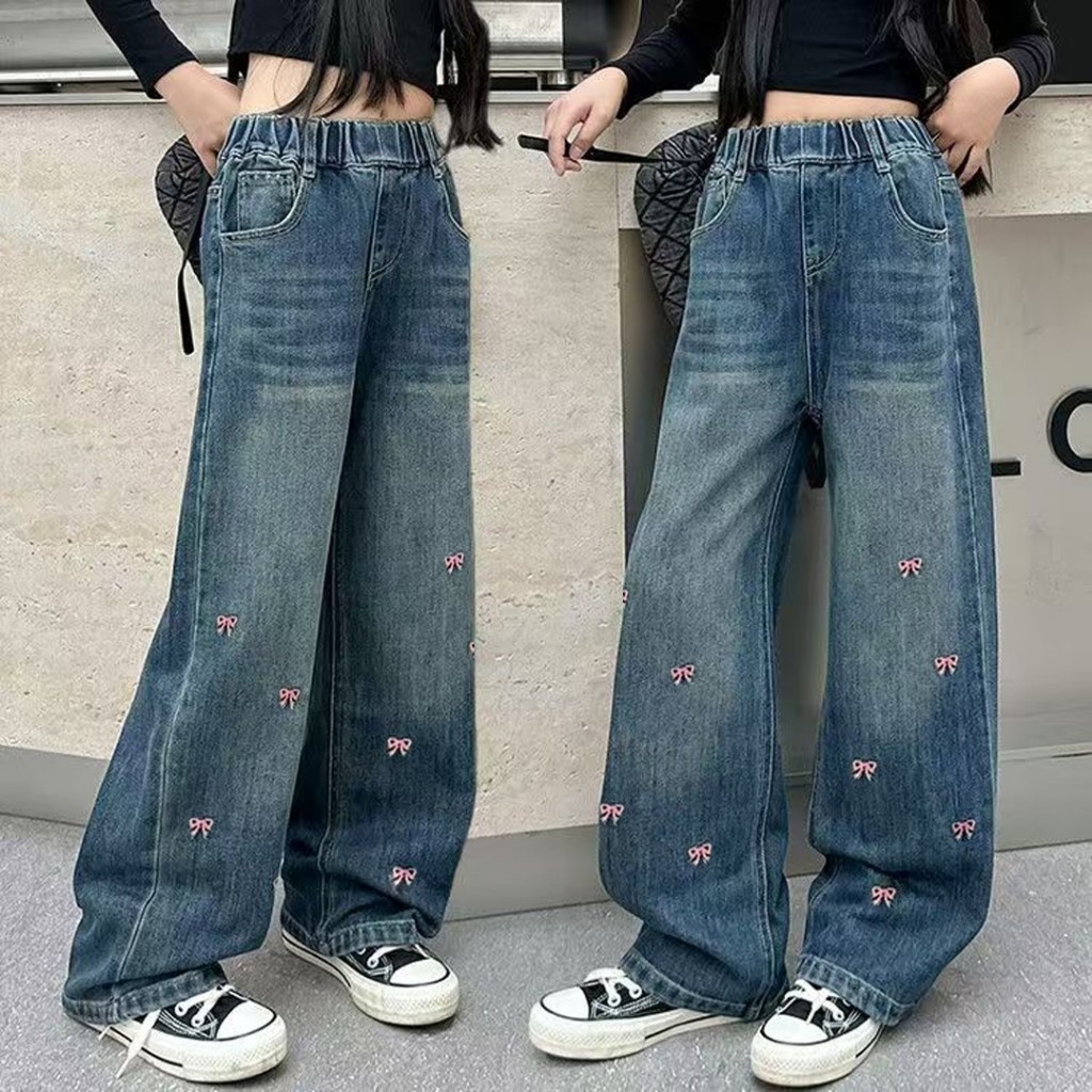 กางเกงยีนส์ขากว้างสำหรับเด็กผู้หญิง ผลิตจากผ้ายีนส์คุณภาพดี ใส่สบายและระบายอากาศได้ดี เหมาะสำหรับการใส่ในชีวิตประจำวันของเด็กผู้หญิง - รูปที่ 3