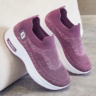 หนาSoled Slip-Onบินทอตาข่ายระบายอากาศสบายๆกีฬารองเท้าผู้หญิงAll-Match Soft-Soled Com