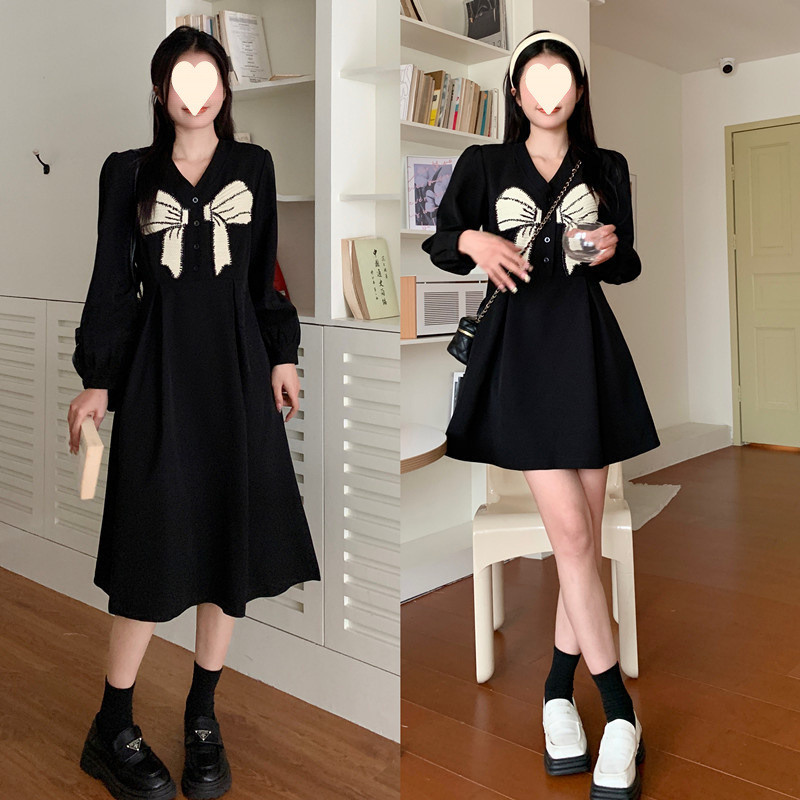 Plus ขนาดเสื้อผ้าผู้หญิงไขมัน mmV คออารมณ์ Slimmer ดูยาวสั้นชุด Bowknot แฟนชุดสีดําเล็กๆ a-Line กระโ