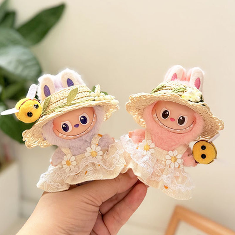10 ซม. Labubu V4 Mini Daisy Flower Straw Hat Skirt Set (เฉพาะผ้า)