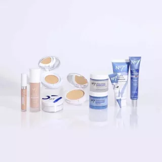 No7 Lift & Luminate Triple Action Translucent Finishing Powder 9 G. นัมเบอร์เซเว่น พาวเดอร์