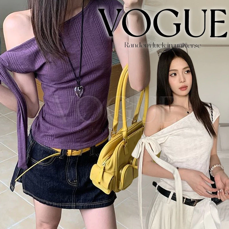 Vogue🌟พร้อมส่ง🌟 เสื้อยืดปาดไหล่ผูกโบว์ สไตล์เกาหลี ดีไซน์พิเศษสวมใส่สบาย เรียบง่าย (2400)
