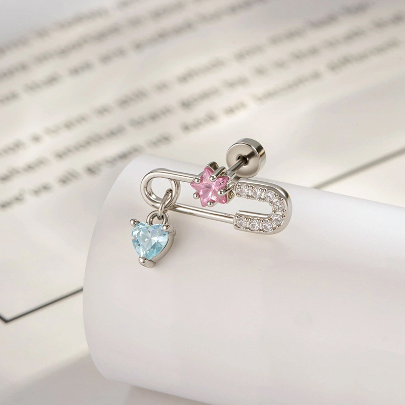 ต่างหูพรีเมียมสำหรับสาวใหม่ ออกแบบพิเศษให้สวมใส่สบาย มีลายคลิปหนีบกระดาษและรูปทรงกระดูกอ่อน
