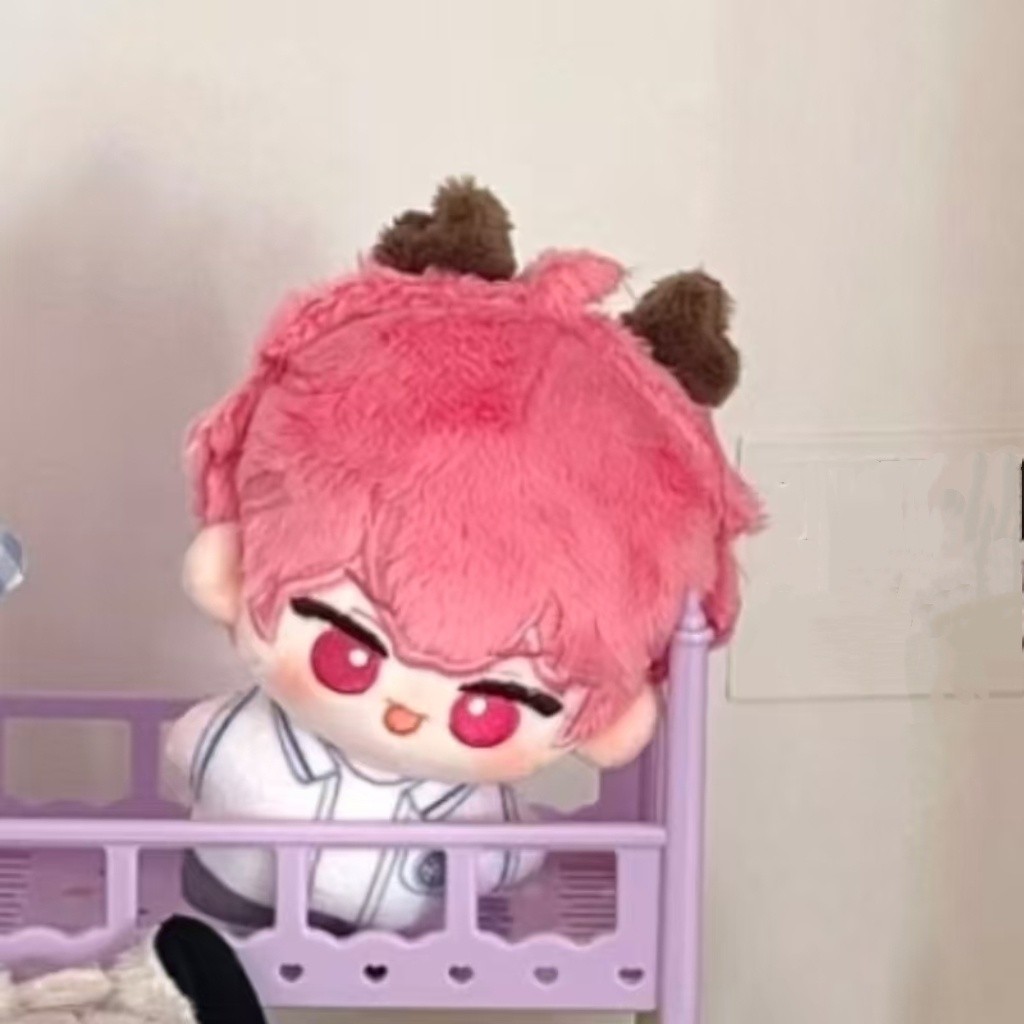 PLAVE สไตล์เดียวกัน 10 ซม. พิมพ์ Body Spot เปรียบเทียบกับตุ๊กตาคนดัง