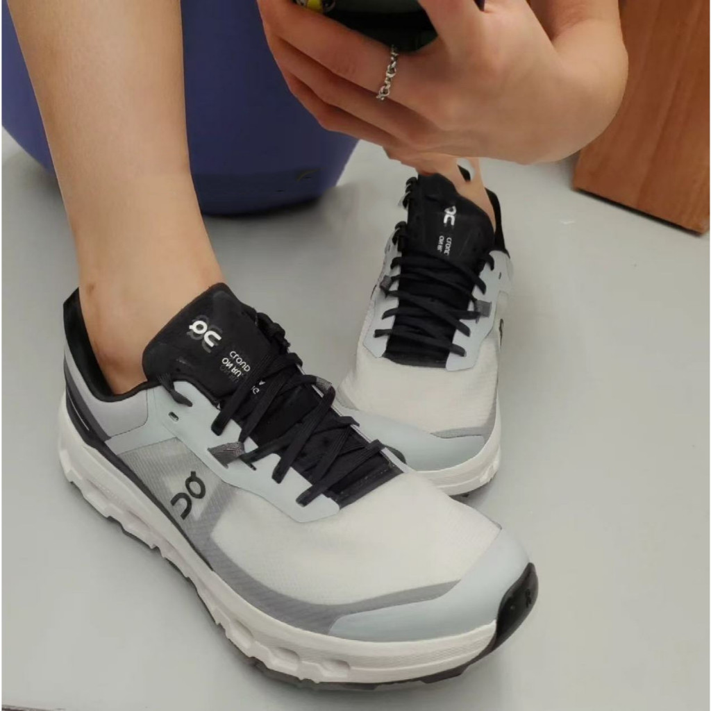 ยี่ห้อใหม่ EASYRUN UA On Cloudvista 2 Low-Top รองเท้าวิ่งแฟชั่นสำหรับผู้ชาย ออกแบบมาสำหรับกีฬา 7VJ9