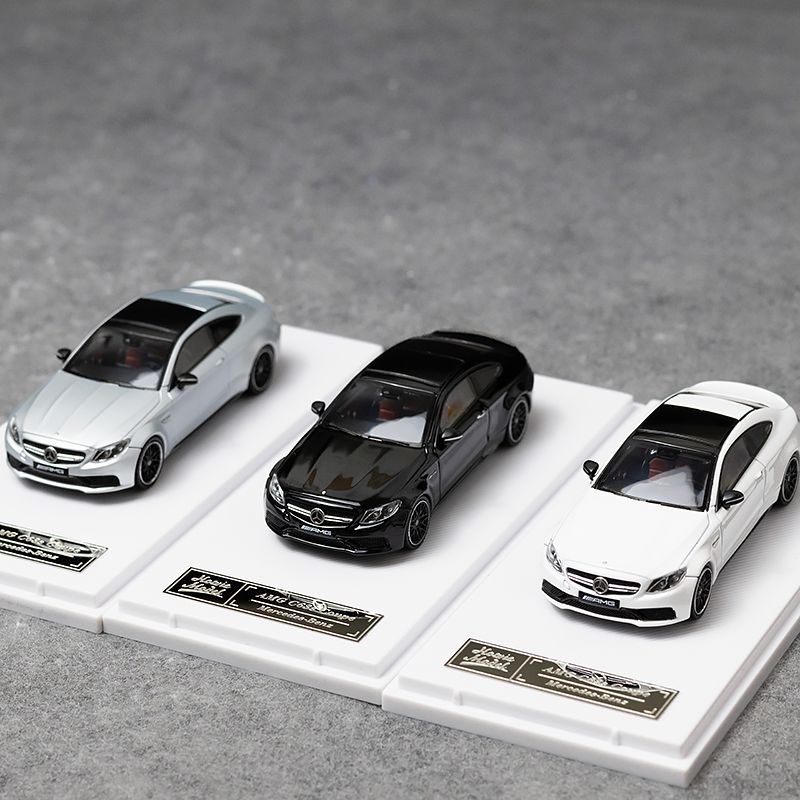 พร้อมสต็อก Howie รุ่น 1: 64 Mercedes-Benz C63s Coupe Coupe โมเดลรถอัลลอย