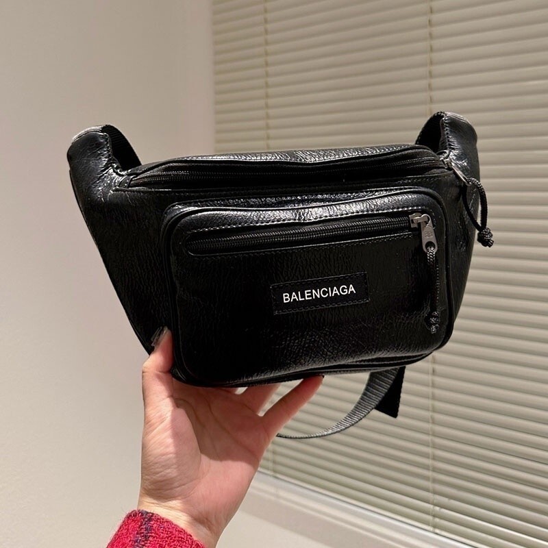 จัดส่งรวดเร็ว 2025 กระเป๋าคาดหน้าอก Unisex แฟชั่น Casual BFast การจัดส่ง ackpack Men Oil Wax Leather