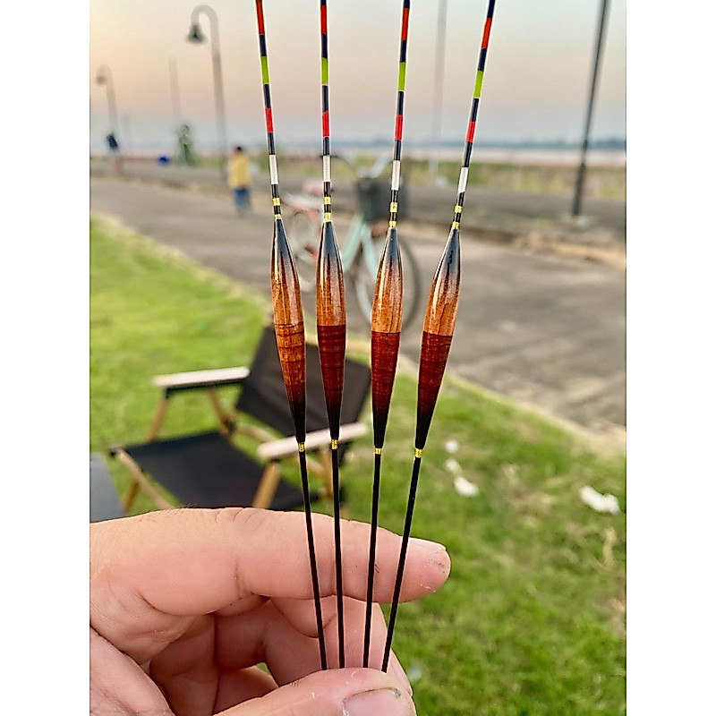 ทุ่นชิงหลิว ทุ่นสายรั้ง ยาวบอดี้ 4.5 เซนติเมต หางตัน (ราคา1ดอก ) มีลูกหมุนแถมให้
