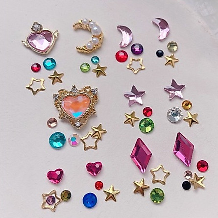 【พร้อมส่งจากไทย】อะไหล่ตกแต่งเล็บ เซเลอร์มูน เซร่ามูน Sailor Moon girls เพชรแต่งเล็บ อะไหล่เซเลมูน