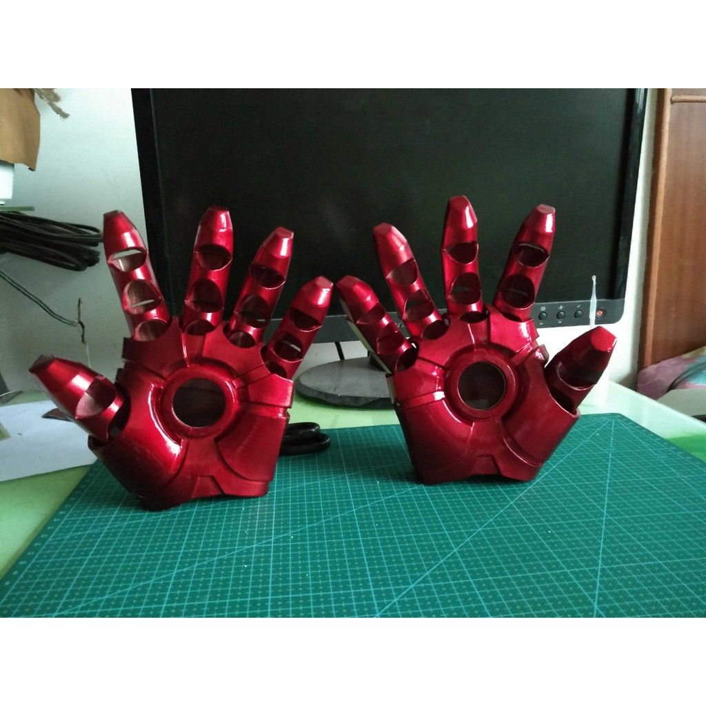ถุงมือปาล์ม Iron Man ถุงมือ Eva ฟิล์มสีขาว ผลิตภัณฑ์สําเร็จรูป ถุงมือ Iron Man สวมใส่ได้