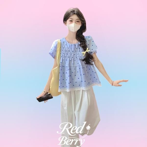 Red Berry เสื้อแขนสั้นพิมพ์ลายหัวใจสไตล์หวานสำหรับผู้หญิง เสื้อเชิ้ตเอวสูงเข้ารูปฤดูร้อน W646