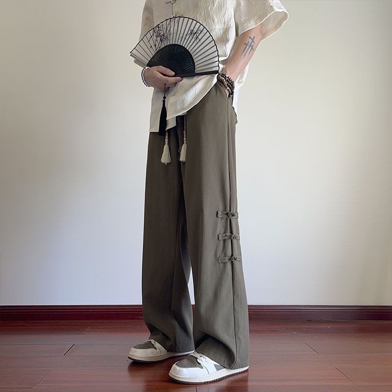 [3517 คอลเลกชันคน] ใหม่สไตล์จีนดิสก์หัวเข็มขัดผ้าไหมน้ําแข็งกางเกงผู้ชายฤดูร้อนบางสไตล์หลวมตรงขากว้างระดับไฮเอนด์กางเกงลําลองผู้ชาย 9.27 - รูปที่ 2