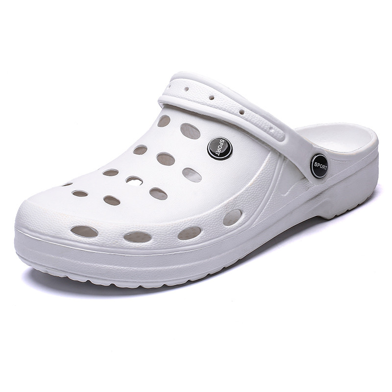 รองเท้าแตะCrocksสำหรับฤดูร้อน น้ำหนักเบาที่สวมใส่ง่ายและสะดวก