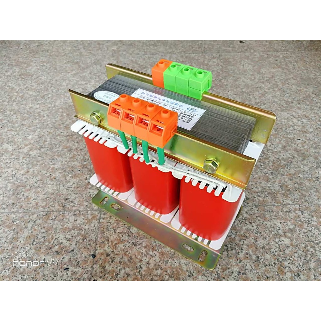 เครื่องกําเนิดไฟฟ้าโซลาร์เซลล์เฉพาะหม้อแปลงสามขั้ว SG-5KVA800V/380V 0.8KV ถึง 0.38KV