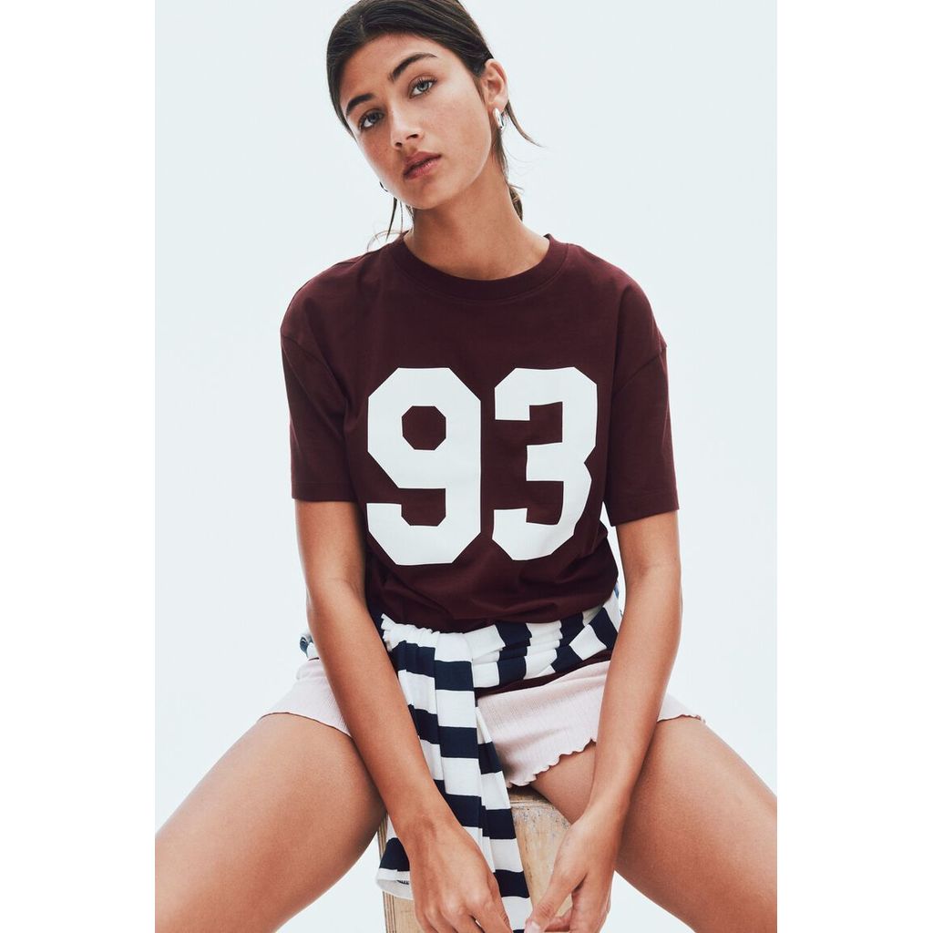 H&M(เอชแอนด์เอ็ม) เสื้อยืดทรงเข้ารูป ผู้หญิง 1345706_2