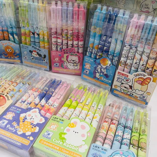 ปากกาลบได้แบบกด ลายมาใหม่ ขนาดหัว0.5mmลายการ์ตูนเขียนลื่นลบง่าย เปลี่ยนไส้ได้ 1 กล่อง 12แท่งพร้อมส่ง