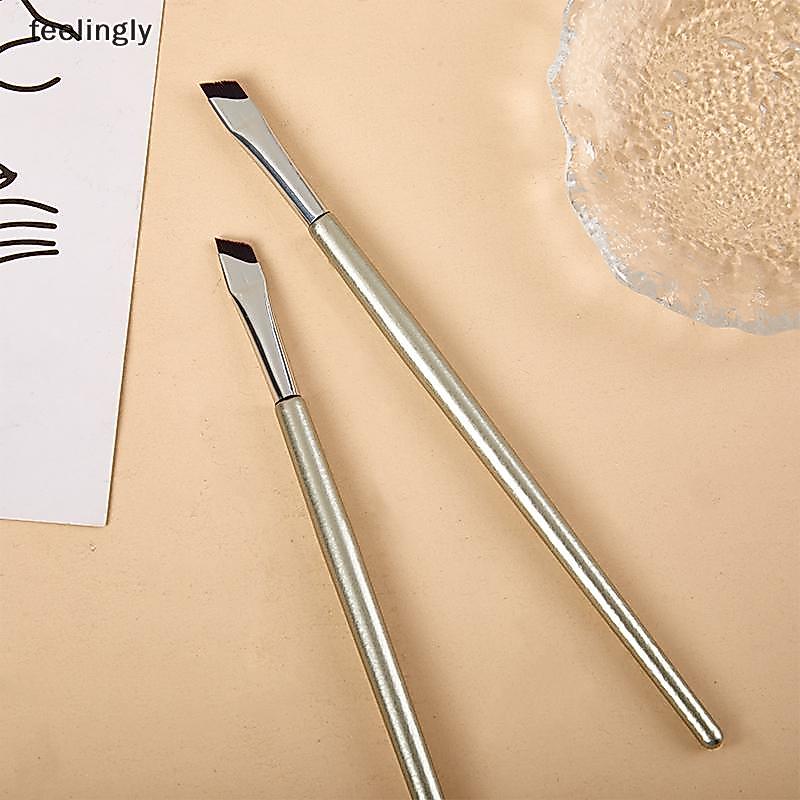 [S&H] แปรงอายไลเนอร์อัพเกรด 1 ชิ้น Ultra Thin Fine Angle Flat Eyebrow Brush Under The Eyes Place แปร