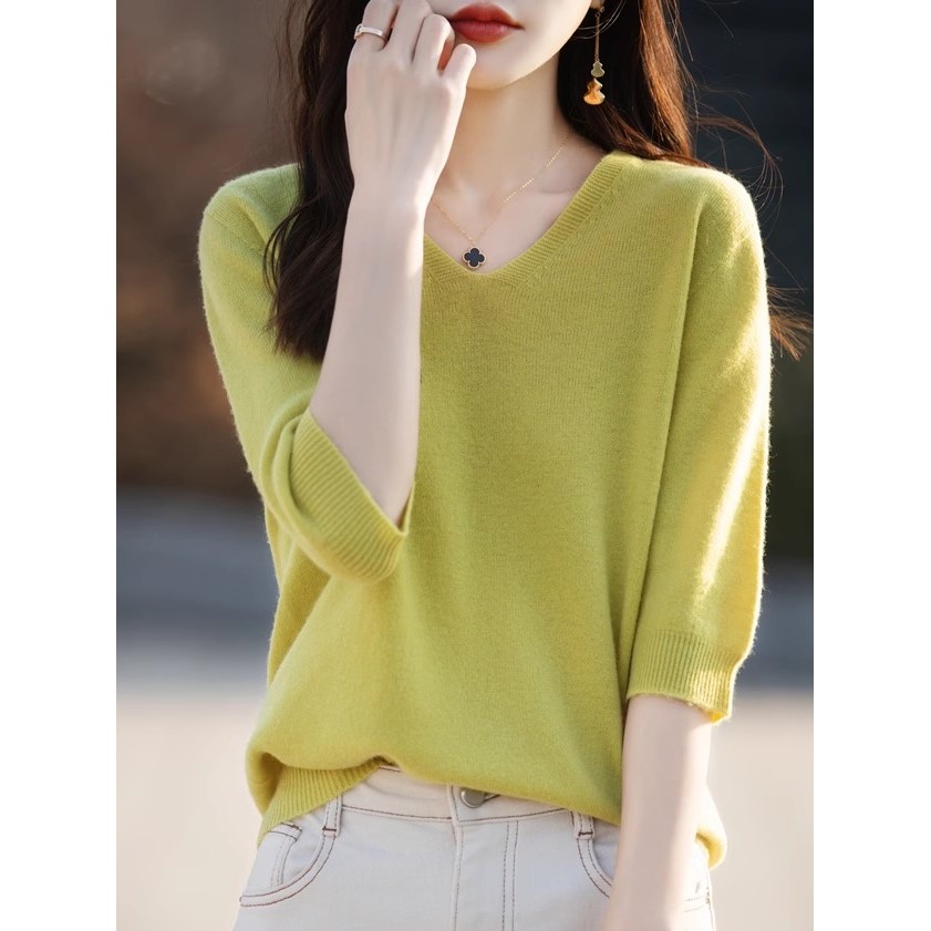 เดรสสายเดี่ยวแขนสั้นทรงคอวีสำหรับผู้หญิง สไตล์ต้นฤดูใบไม้ร่วง