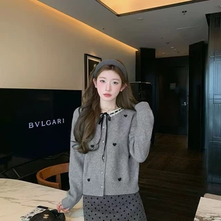 Veewink เสื้อสเวตเตอร์คริสต์มาส เสื้อการ์ดิแกนสไตล์เกาหลี ลายลูกไม้ ลายโบว์ รูปหัวใจ เนื้อผ้านุ่ม ทรงสั้นพอดีตัว