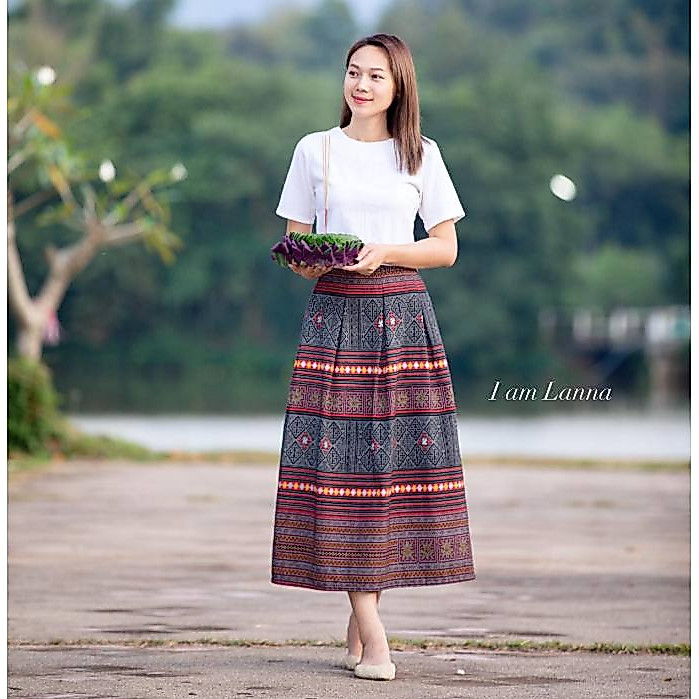 กระโปรงจีบทวิส ซิปข้างยาว ลายไทย