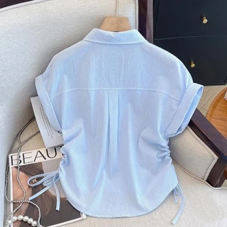 Dahong 💖99177 เสื้อเชิ้ตลายทางแขนสั้นสำหรับผู้หญิง oversize มีเชือกรูดเอวด้านข้าง เสื้อแฟชั่นสีทึบเหมาะกับทุกไลฟ์สไตล์