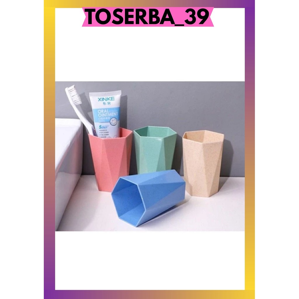 T39 HEXAGON WHEAT ถ้วยแก้ว STRAW