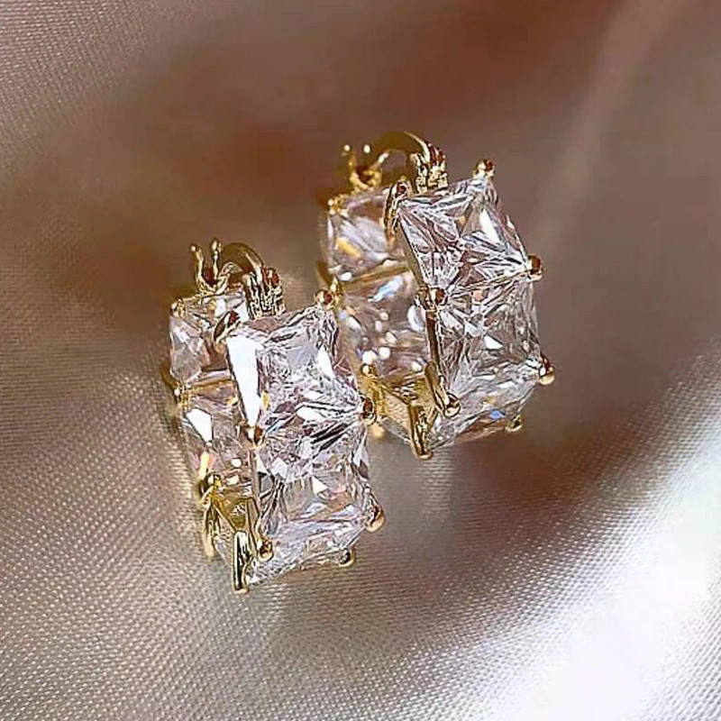 แฟชั่น 925 เงินสเตอร์ลิงเจ้าหญิงตัดคริสตัลหินต่างหูห่วงหญิงแฟชั่นสีทองอุปกรณ์เสริมสําหรับสวมใส่ทุกวันสไตล์วงกลมห่วงเครื