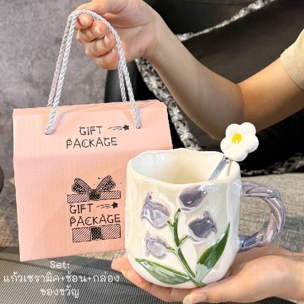 🎀แก้วเซรามิค 2025 ดอกลิวลิป น่ารัก  ความจุขนาดใหญ่ เหมาะสำหรับเป็นของขวัญ พร้อมช้อน+กล่อง🍅 - รูปที่ 2