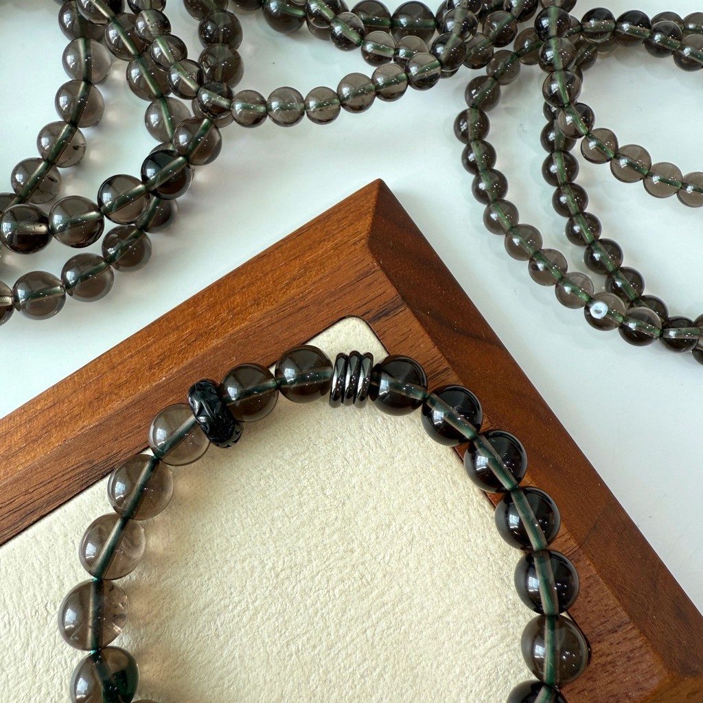 L1884 : สร้อยข้อมือ Cintamani