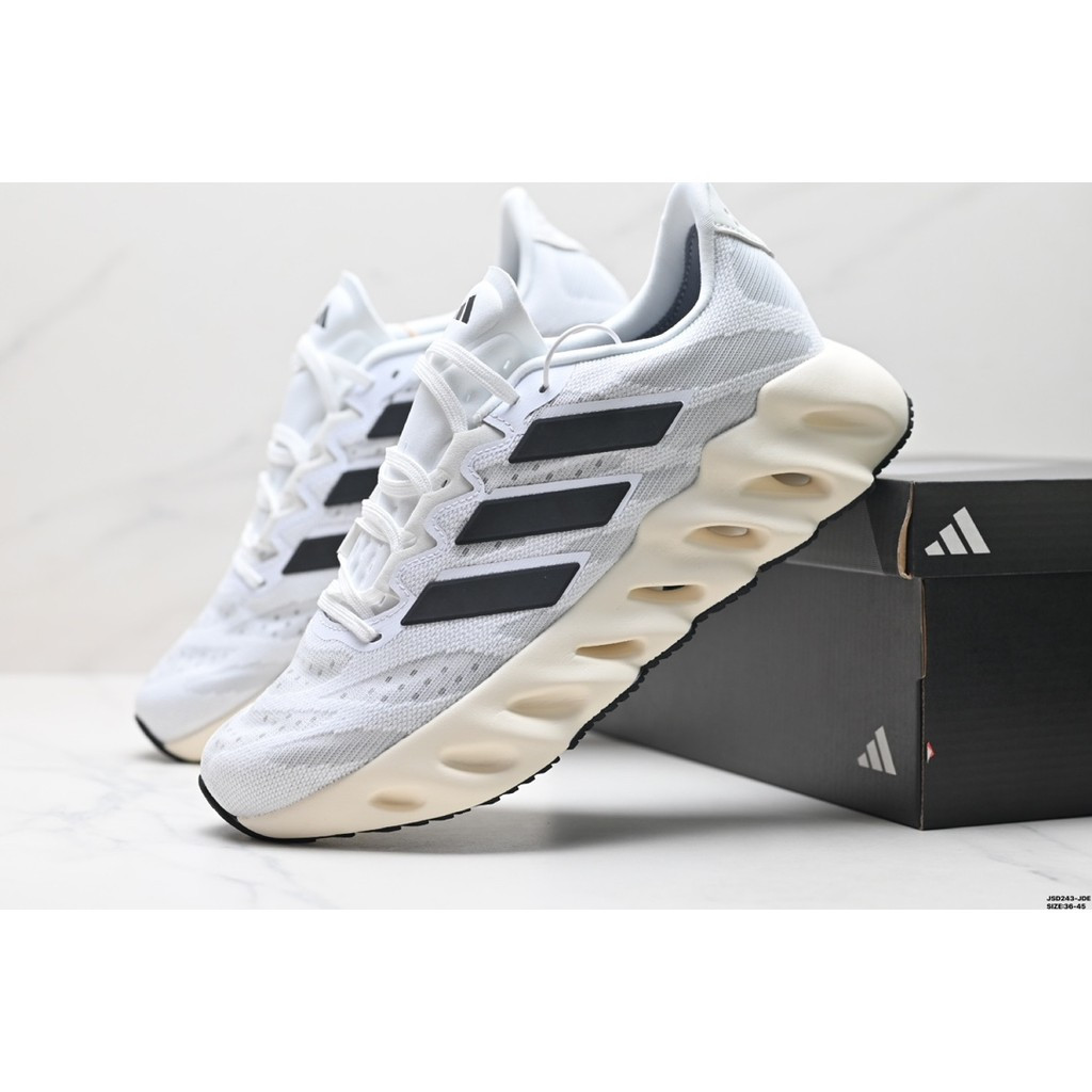 Adidas SWITCH FWD M รองเท้าวิ่งผู้หญิง