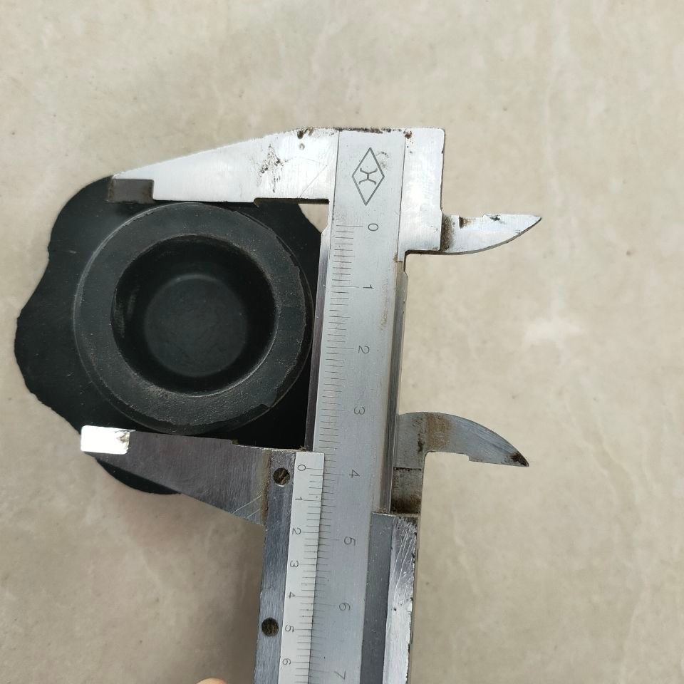 Delning Bo Benye อุปกรณ์เสริมรถแทรกเตอร์ 280-300-304-324 ฝาน้ํามันเครื่อง Lijia