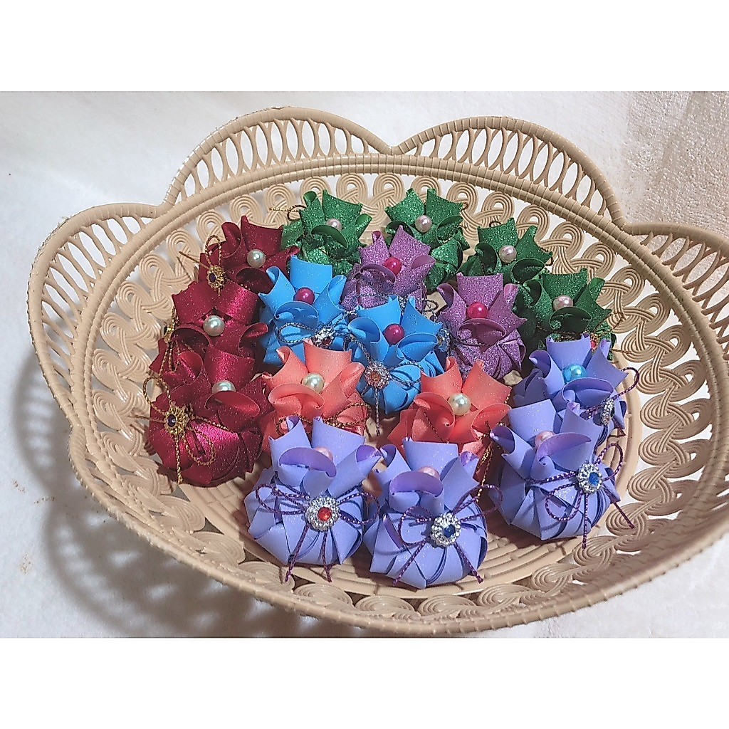 เหรียญโปรยทานถุงเรียกทรัพย์ แพ็ค 30 ชิ้น(ตัวเปล่า) คละสี   สีสันสดใส สามารถใส่เหรียญเองได้
