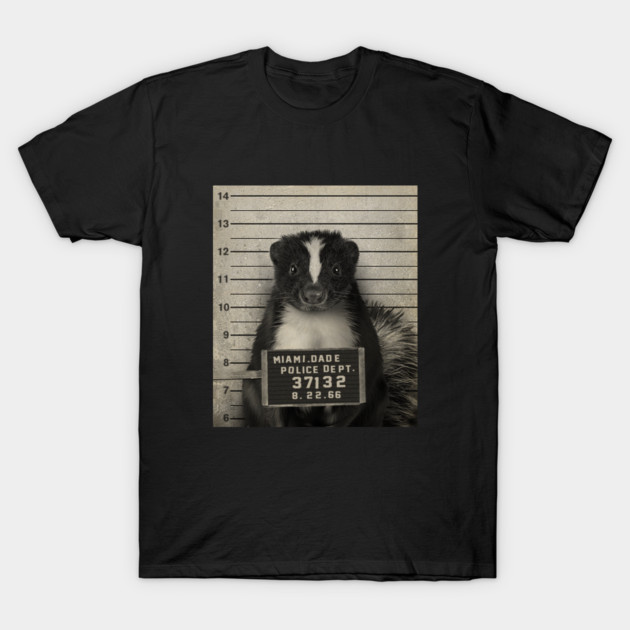 เสื้อยืด Vintage Mugshot Series 9 (Skunk) by Buck Tee T-Shirt แท้ Cotton 100% คอกลม รัดรูป