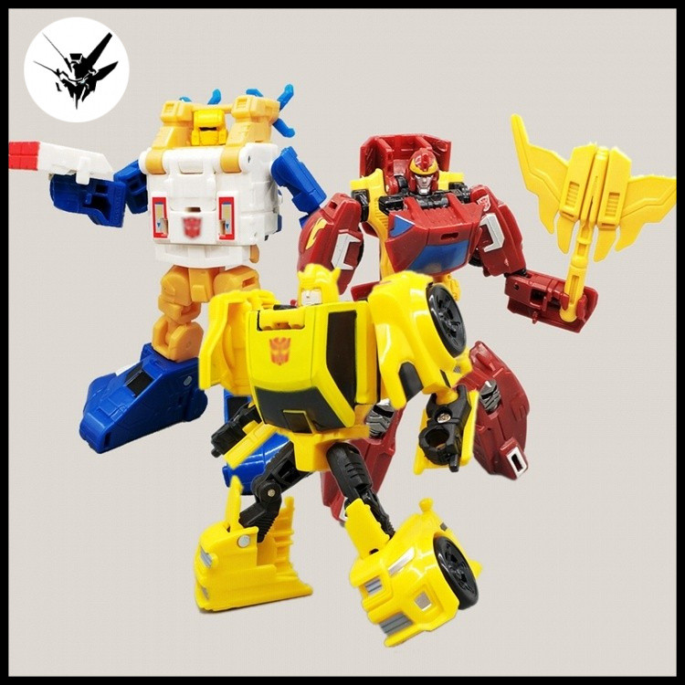 Transformers Hot Breaking Bumblebee Flying Through the Mountain Wave Big Wave Big Guy Shocking Wave 