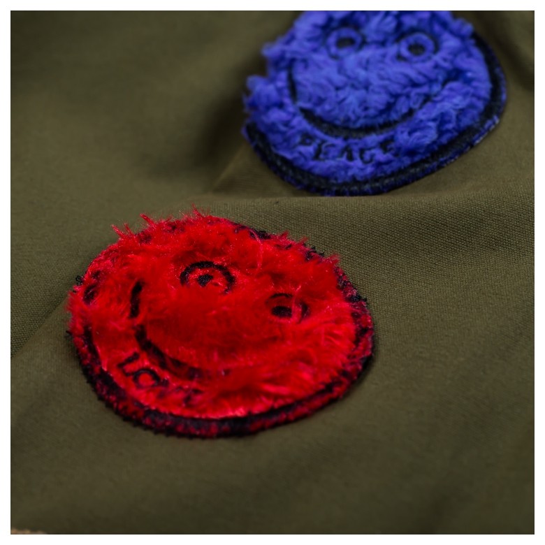 M65 Jacket หน้ายิ้ม สไตล์ทันสมัย ขนาดหลวม เหมาะสำหรับทั้งชายและหญิง