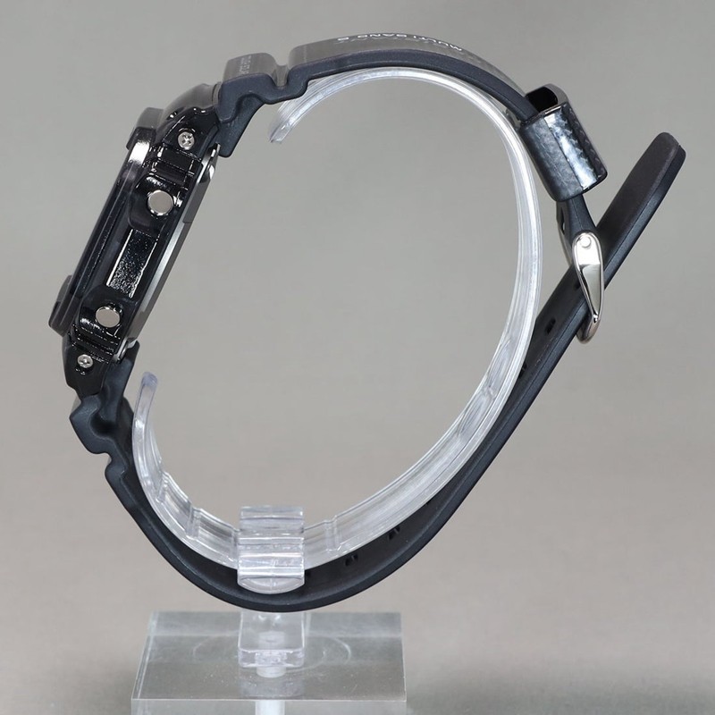 Casio GW-S5600U-1JF สายคาร์บอนไฟเบอร์ Titanium Alloy ฝาหลังพลังงานแสงอาทิตย์ 6 Innings วิทยุควบคุมนา