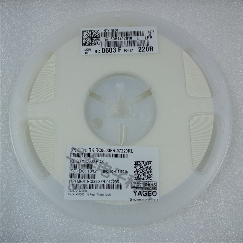 0603 ตัวต้านทานชิป 220R Precision ±1% 5% 220 Euros RC0603FR-07220RL เดิม