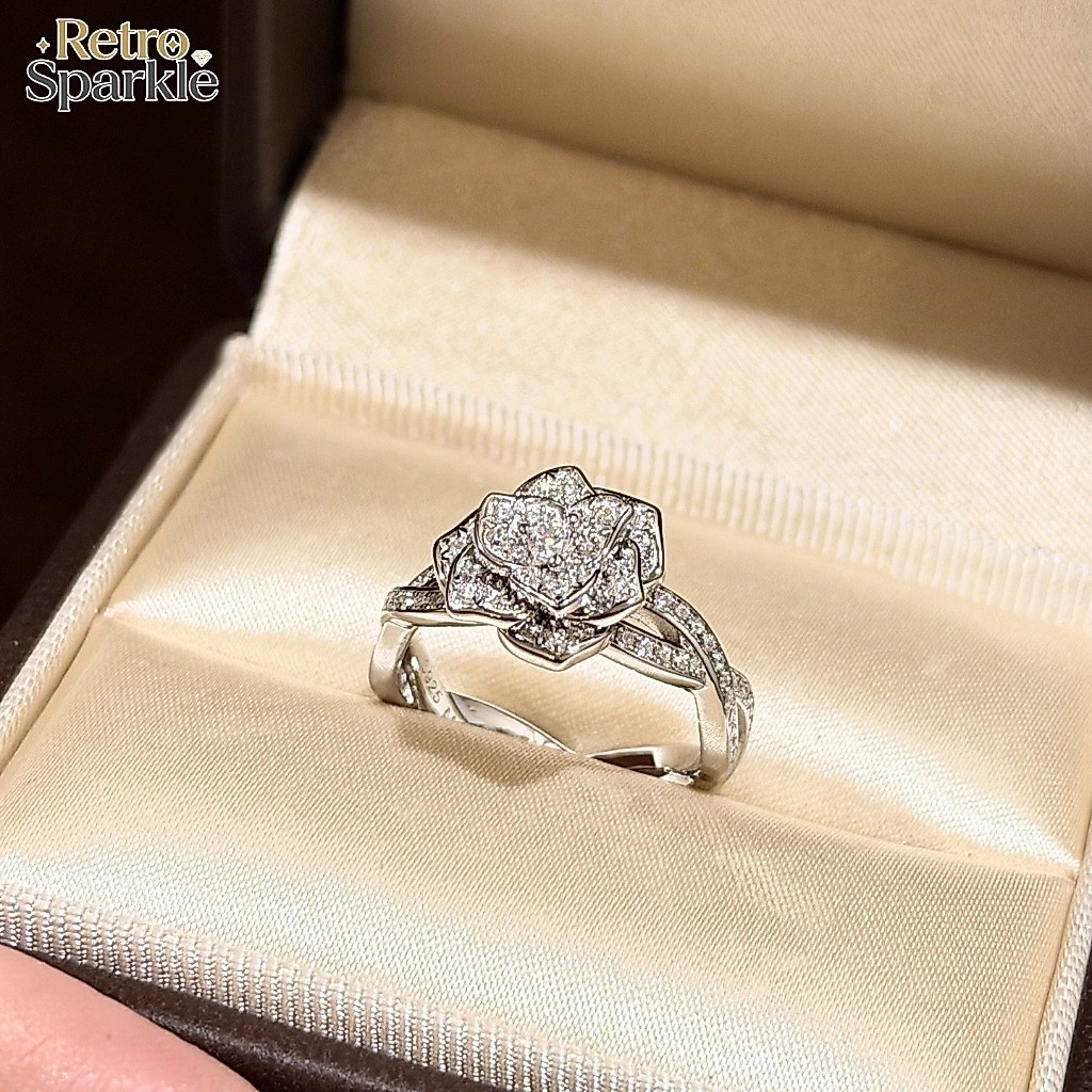 Retro Sparkle✨✨แหวนผู้หญิงแฟชั่น แหวนดอกไม้ฝังพลอยเทียม แหวนเกาหลี เงา มินิมอล พร้อมส่งจากไทย