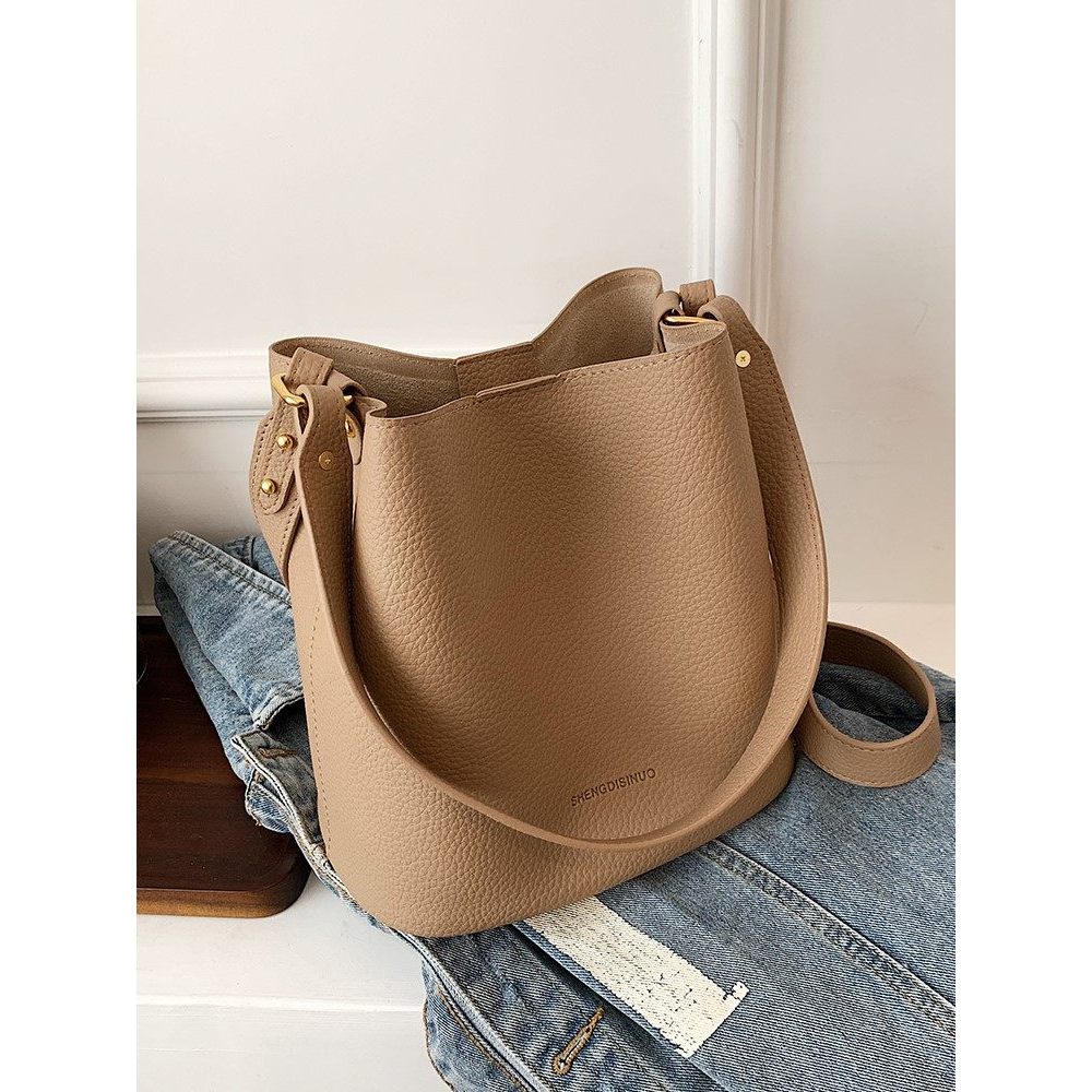 Japan Japan Japan フッョ Defores Retro Commuter Female Bag Large Capacity Casual Fashion Bucket Bag Sho