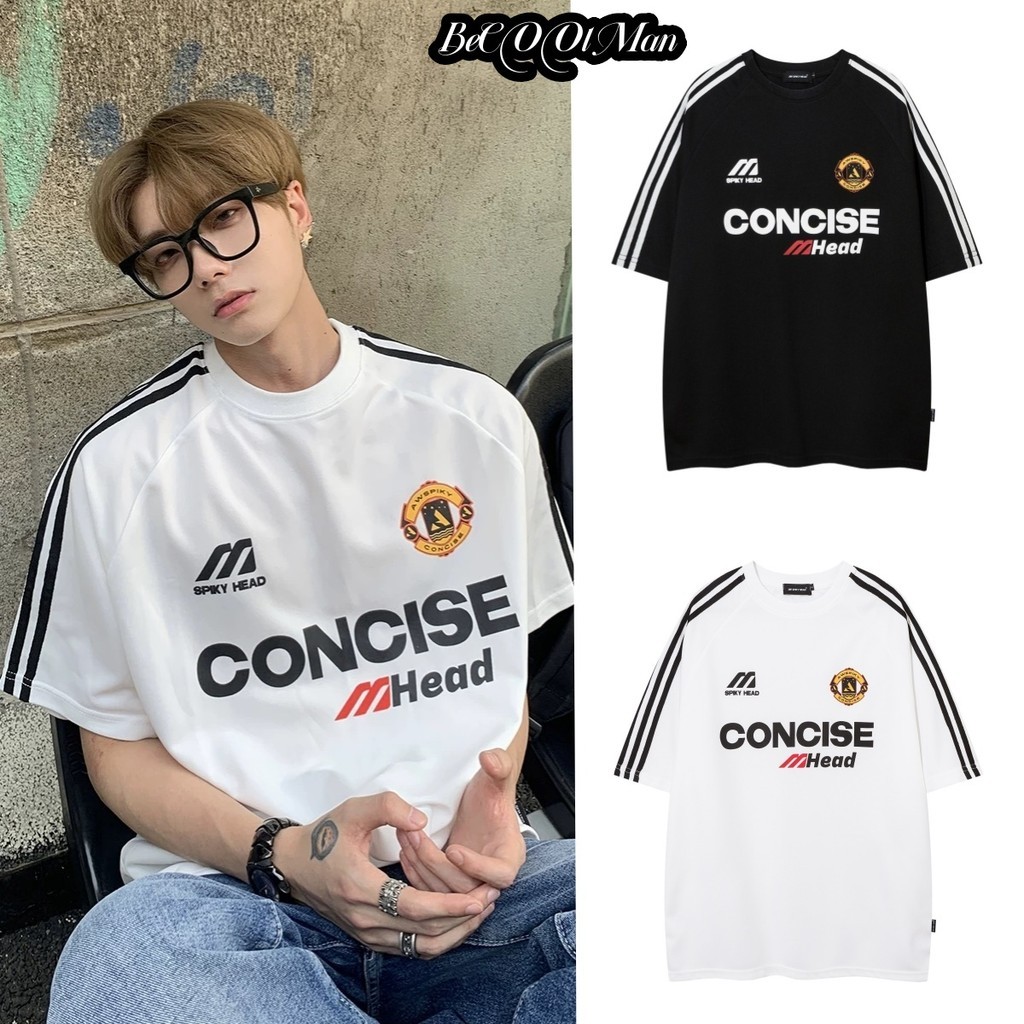 ⚡BeCOOlMan⚡ อเมริกันย้อนยุคแขนสั้นผู้ชายลายรอบคออินเทรนด์เสื้อยืดคู่สไตล์เดียวกันด้านบน อิน กีฬาสไตล์ลําลองหลวม