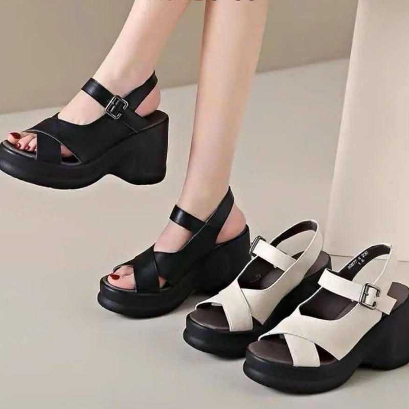 รองเท้ารองเท้าแตะ PVXX YY CROSS-SANDAL ขนาด 9 ซม.