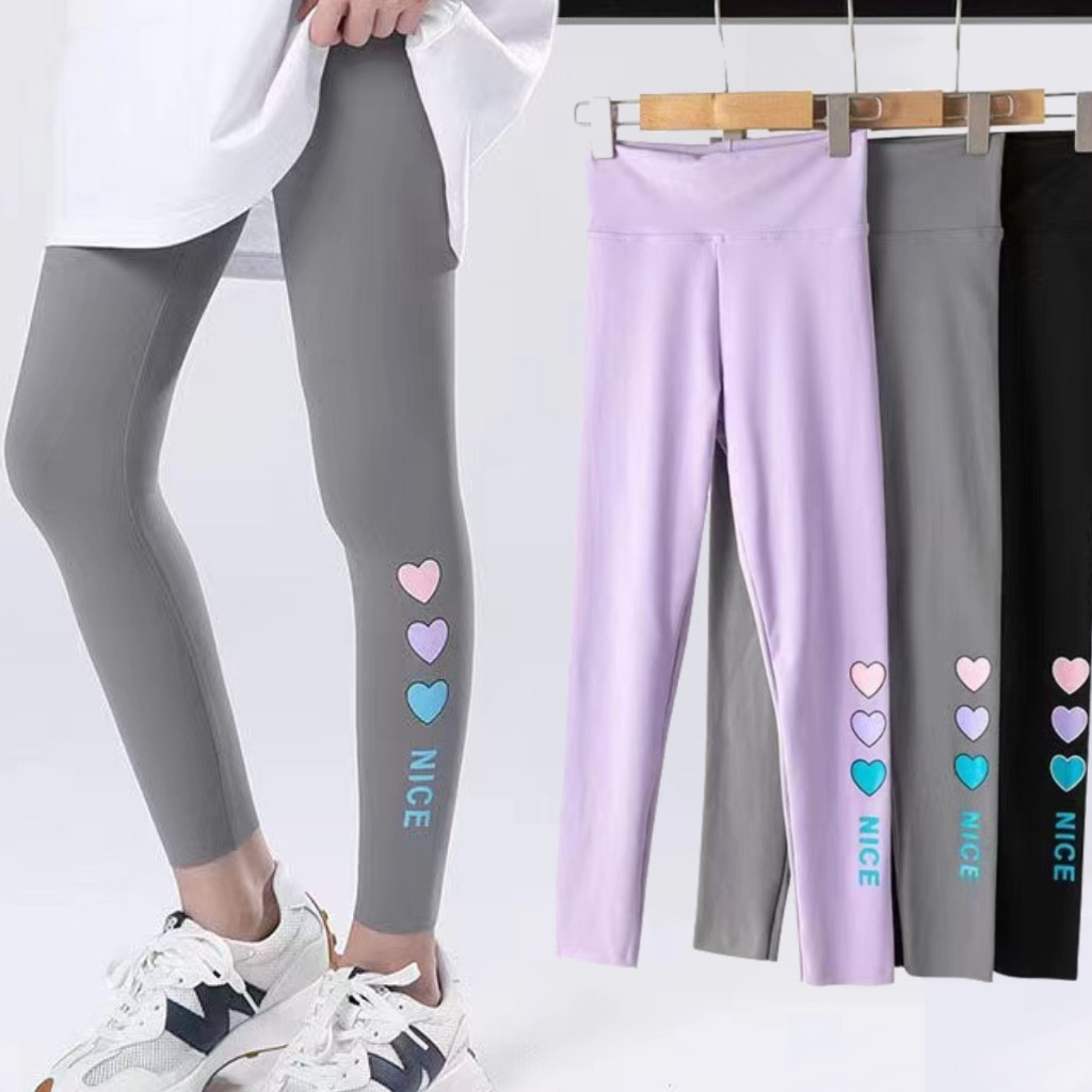 legging สีดำ พิมพ์ลายหัวใจน่ารัก ออกแบบเข้ารูป มีวัสดุคุณภาพสูง เลคกิ้งเด็กผู้หญิง