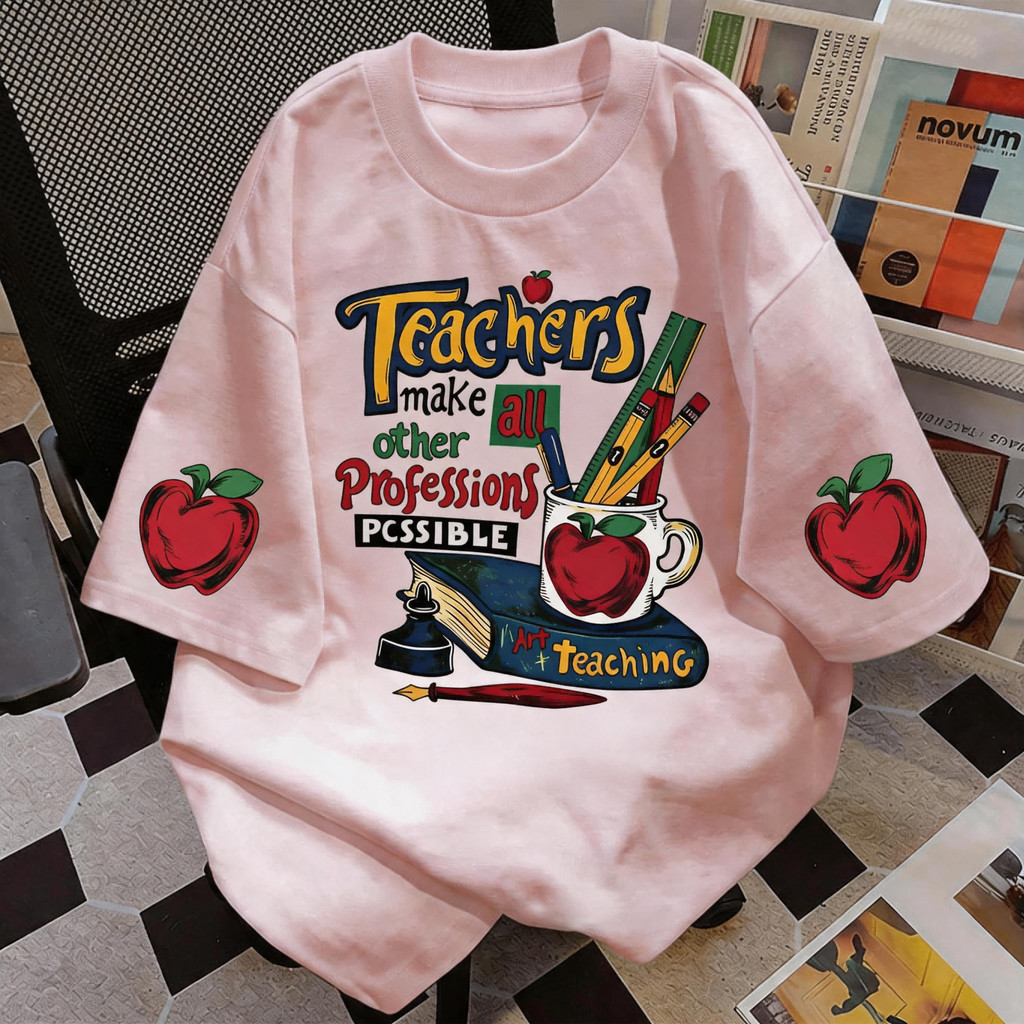 TEE·SHOP🍀 เสื้อยืด 'Teachers Make All Possible'สไตล์เกาหลี เท่ห์มาก ใส่ได้ทั้งชายหญิง ผ้านุ่มสบายตัวทั้งวัน รองรับ COD 📦