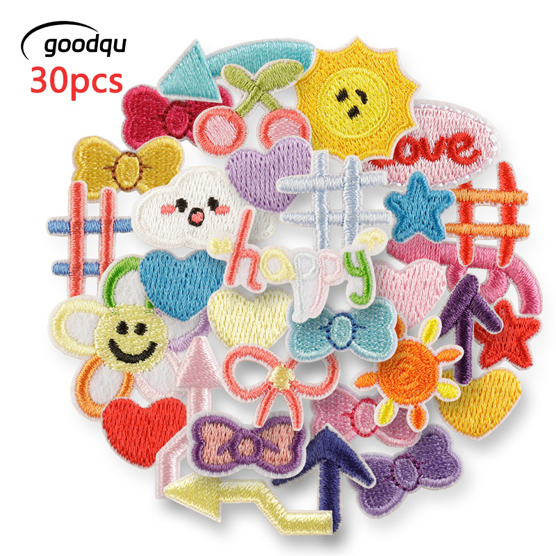 สติ๊กเกอร์ปักความร้อน 30 ชิ้น สำหรับตกแต่งเสื้อผ้าและแจ็คเก็ต เหมาะสำหรับสาวและเด็กทำเอง