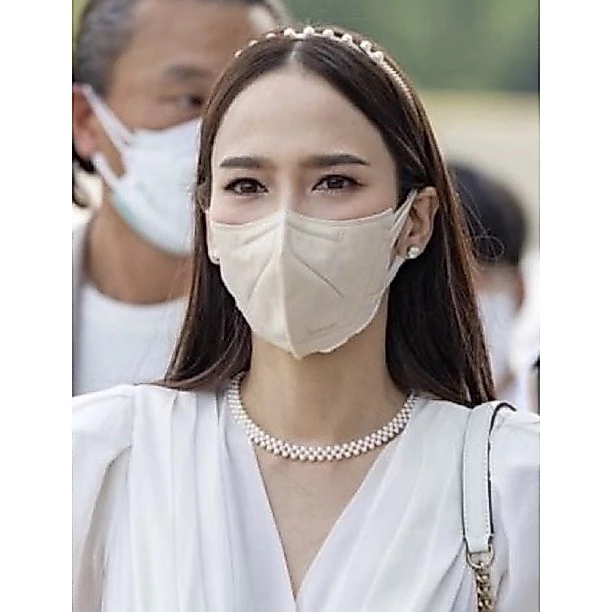 คาดผมแม่อั้มมาเพิ่มแล้วนะคะ คริสตัล รวมที่คาดผมมุกหลายๆแบบนะคะ
