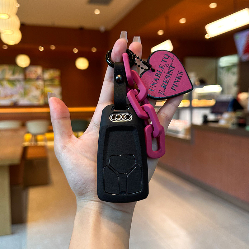 Audi a6l ฝาครอบกุญแจ 2025 a4l สไตล์ใหม่ a3 High-End q5l ผู้ชาย a7 ชาย q3 รถ a8 หัวเข็มขัด q4etron เป