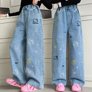 กางเกงยีนส์ปักลายใหม่ ทรงขากว้าง สไตล์โมเดิร์น พร้อมขายส่ง เ…