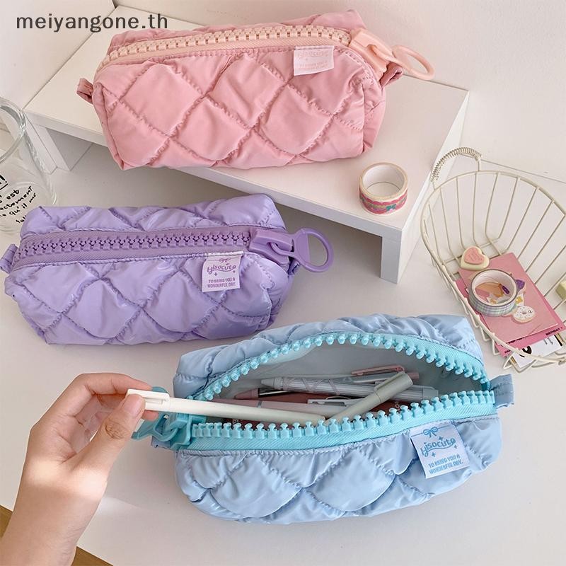 Meiyangone.th Puffer หนังดินสอผู้หญิง Vanilla Aesthetic กระเป๋าดินสอซิปเครื่องเขียน Make Up กระเป๋าเ