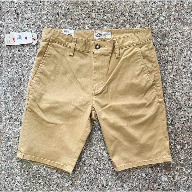 LEE COOPER  กางเกงขาสั้นชาย ผ้ายืด เอวกลาง สีน้ำตาลอ่อน ของแท้จาก SHOP
